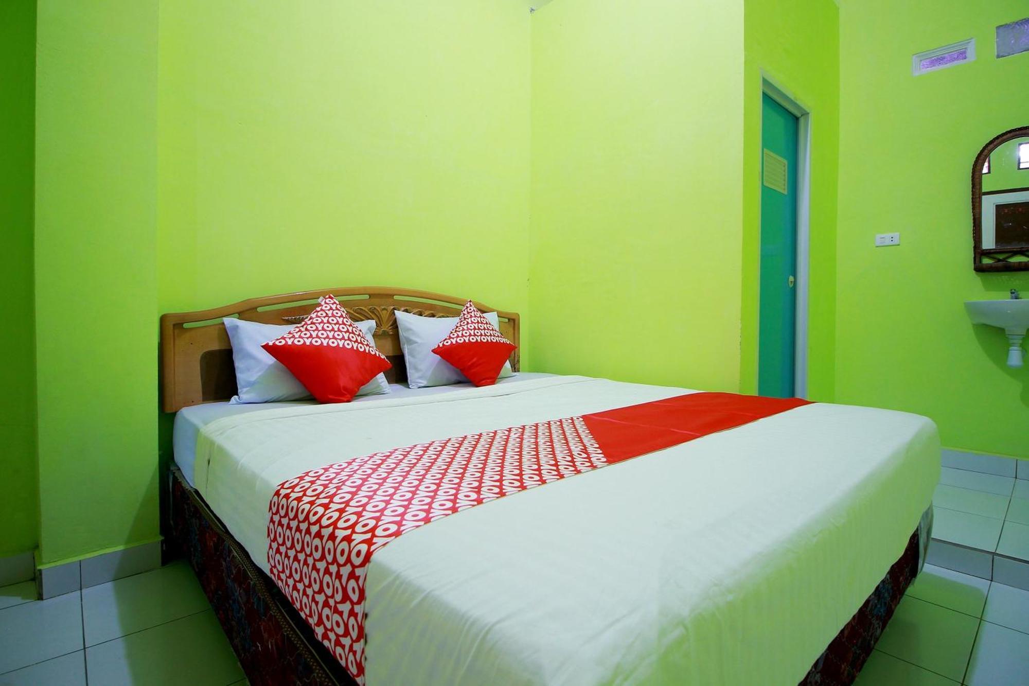 Oyo 2585 Sherren Guest House Lubuklinggau Zewnętrze zdjęcie