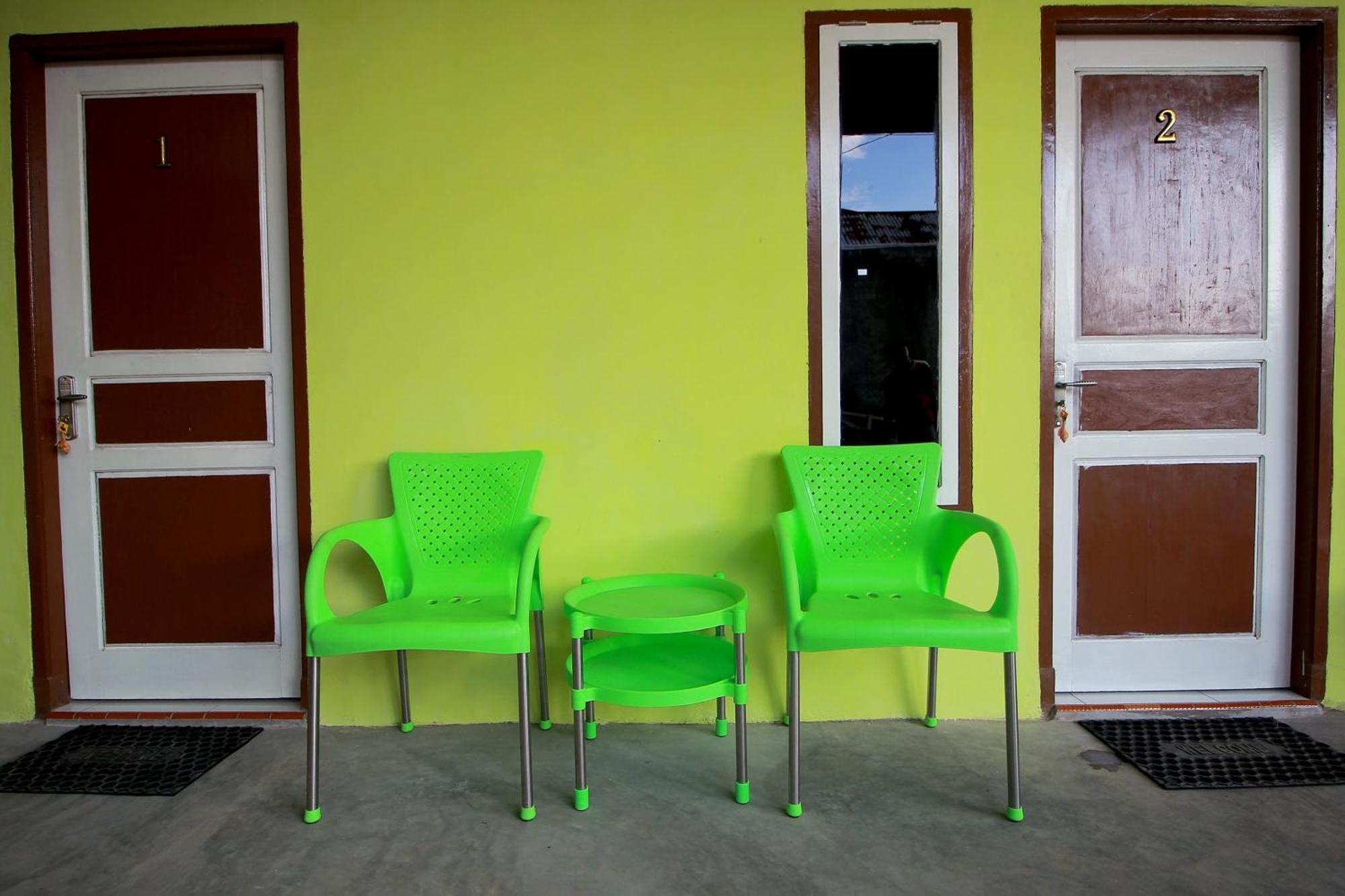 Oyo 2585 Sherren Guest House Lubuklinggau Zewnętrze zdjęcie